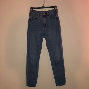 American Eagle Mom Jeans